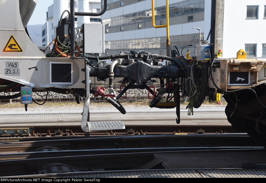 Digital Automatic Coupling test train in Switzerland